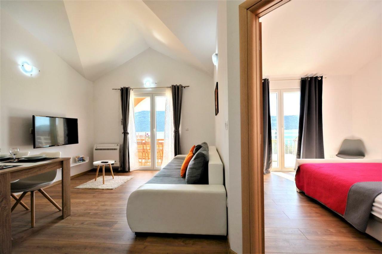 Apartman Mario Poljica  Eksteriør billede