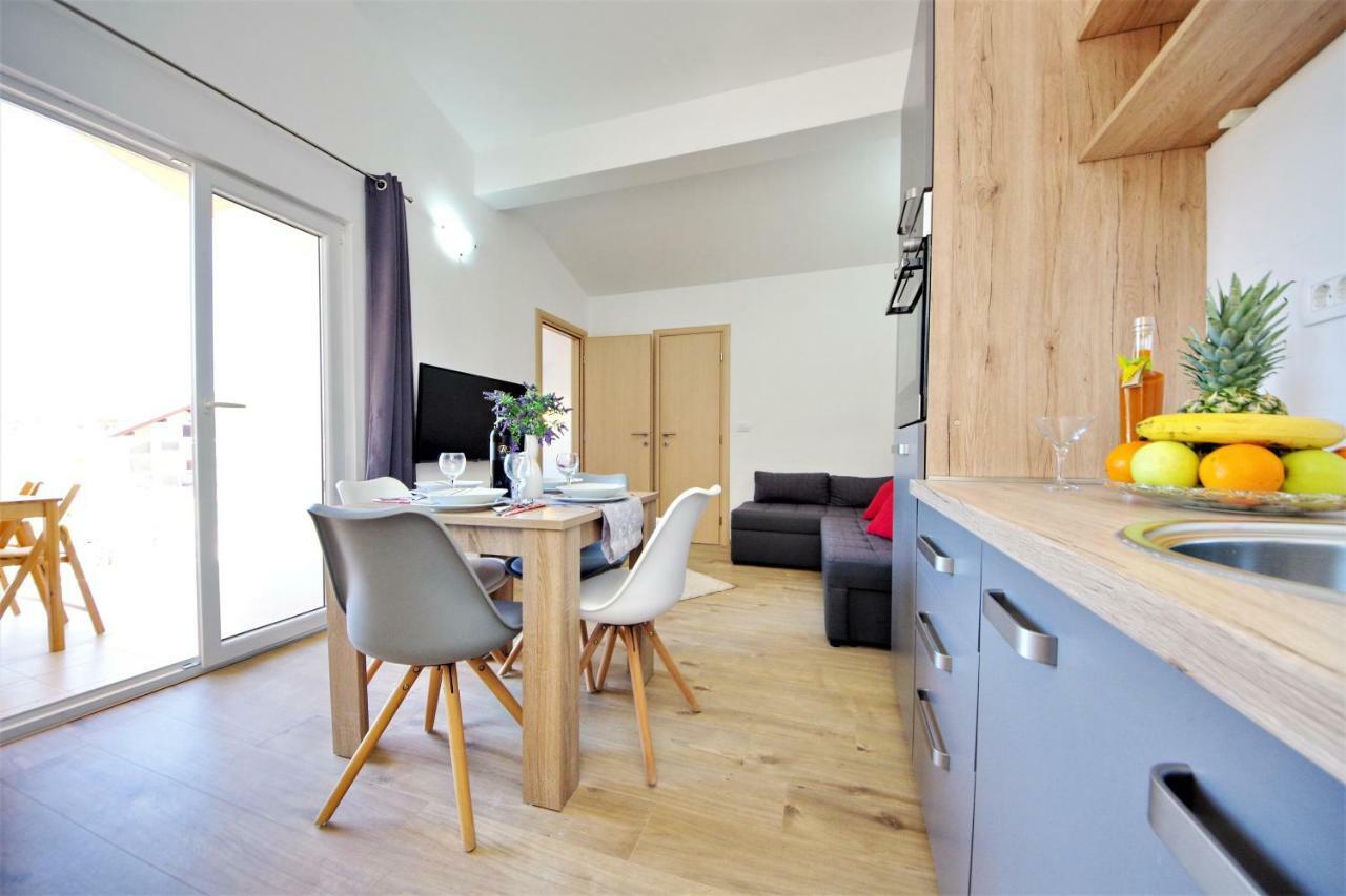 Apartman Mario Poljica  Eksteriør billede
