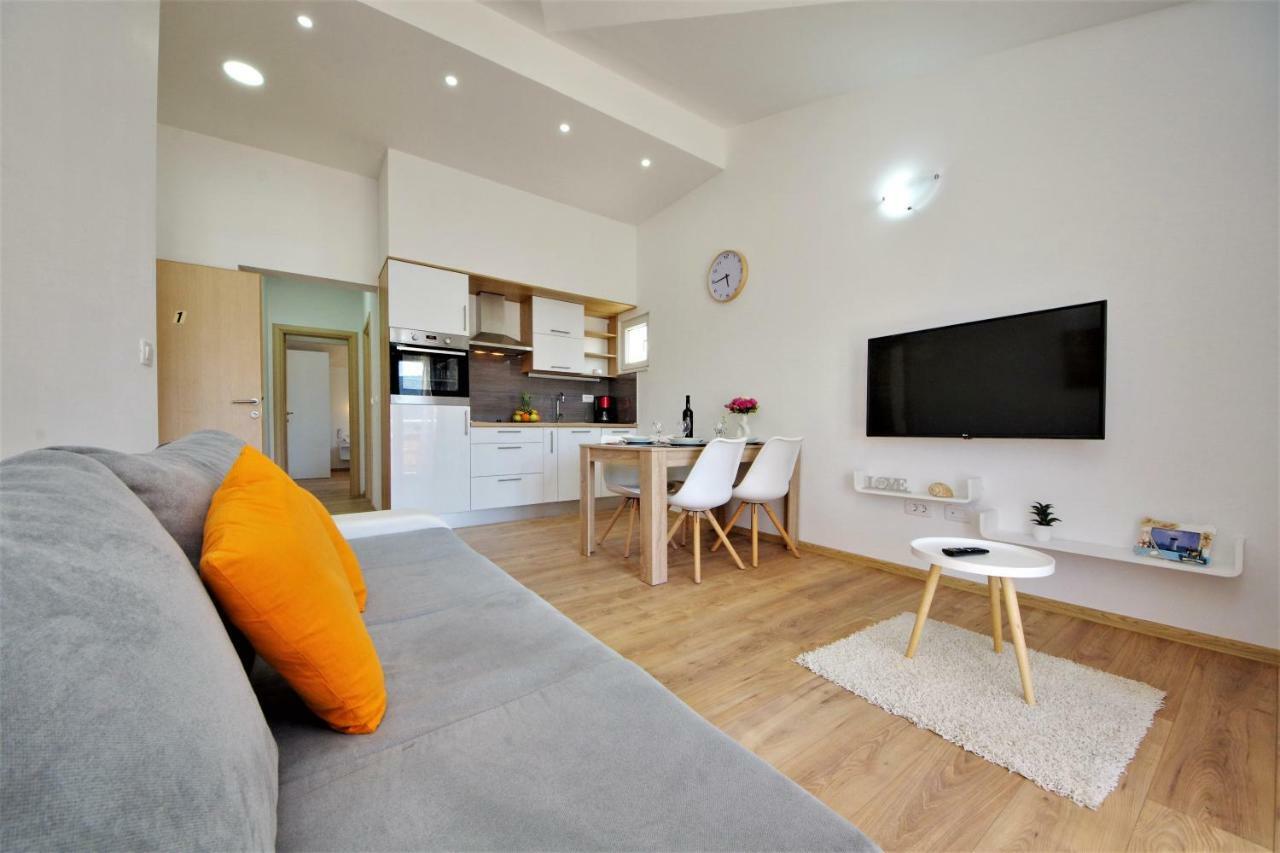 Apartman Mario Poljica  Eksteriør billede